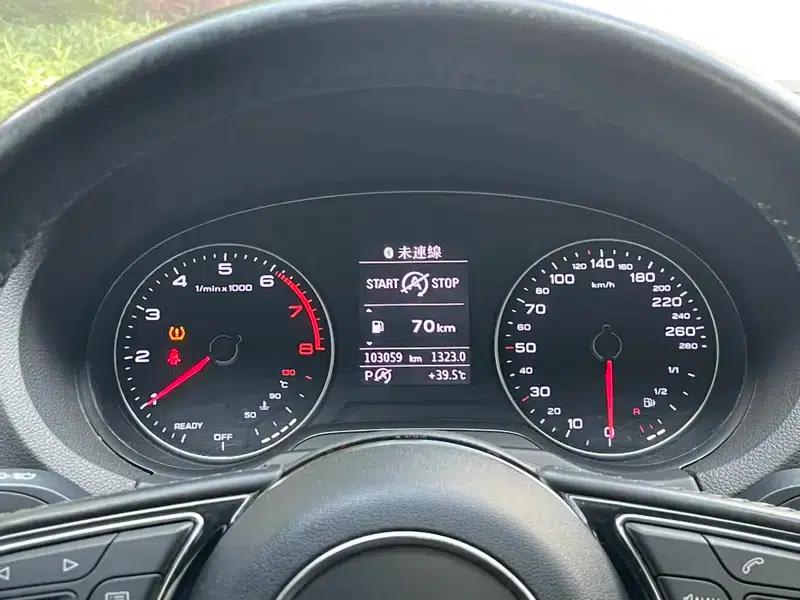 Audi A3 2017 Sportback 35 TFSI Fashion Edition — миниатюра 9