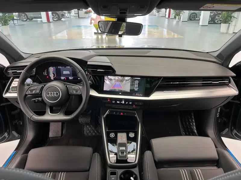 Audi A3 2023 Facelift A3L Limousine 35 TFSI Fashionable Elegant Model — миниатюра 6