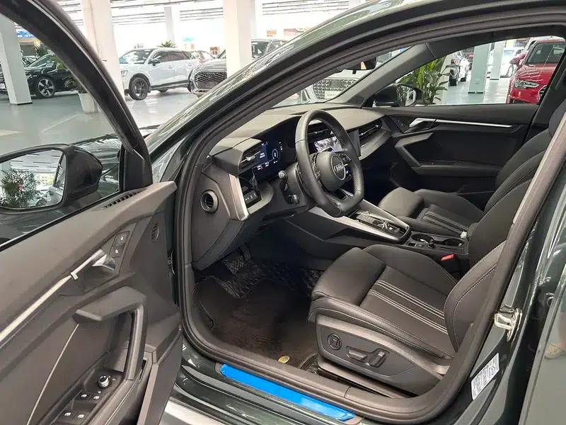 Audi A3 2023 Facelift A3L Limousine 35 TFSI Fashionable Elegant Model — миниатюра 8