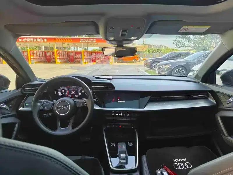Audi A3 2022 Sportback 35 TFSI Luxury Elegance — миниатюра 6