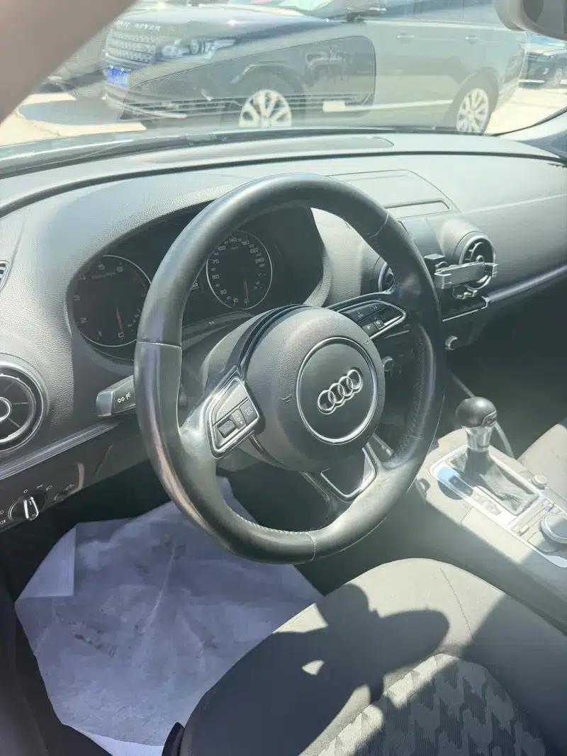 Audi A3 2014 Sportback 35 TFSI Automatic Fashion Edition — миниатюра 12