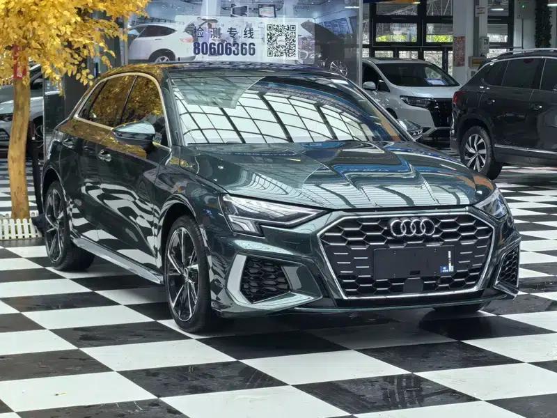 Audi A3 2022 Sportback 35 TFSI Fashion Sport — миниатюра 3