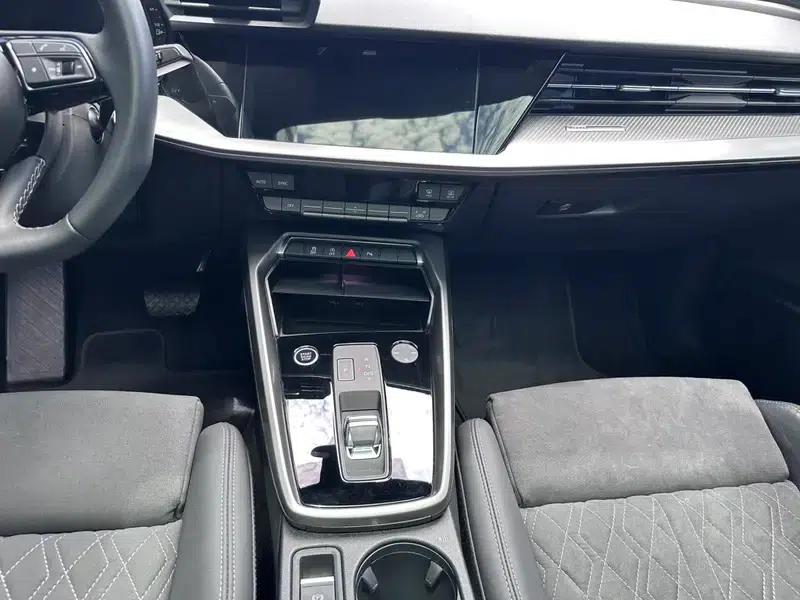 Audi A3 2022 Sportback 35 TFSI RS Package (Speed Edition) — миниатюра 16