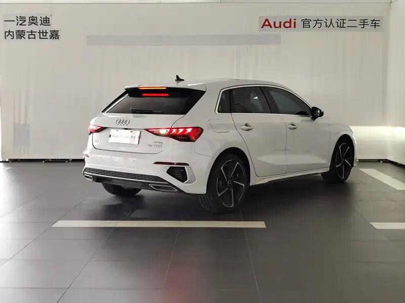 Audi A3 2023 Sportback 35 TFSI Fashion Sport — миниатюра 4