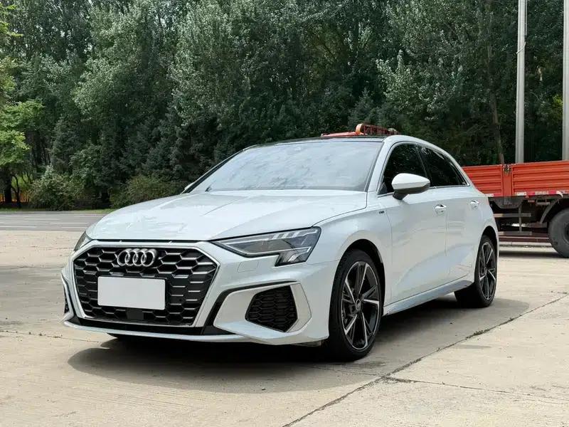 Audi A3 2022 Sportback 35 TFSI Progressive Elegance — миниатюра 1