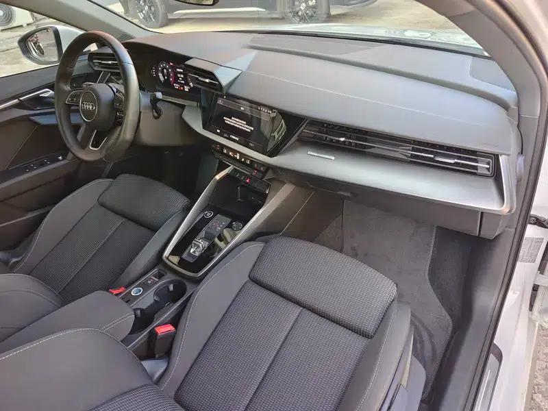 Audi A3 2021 Sportback 35 TFSI Progressive Sport — миниатюра 17