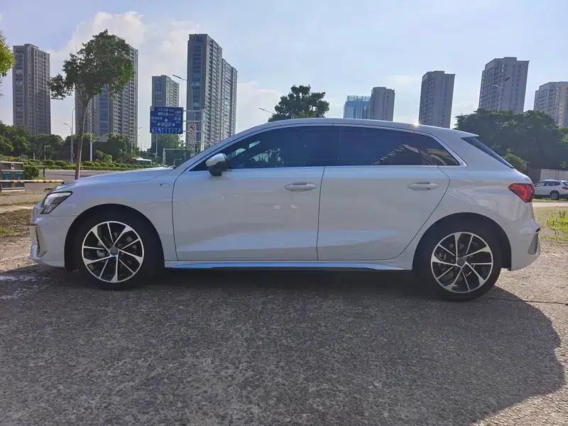 Audi A3 2021 Sportback 35 TFSI Progressive Sport — миниатюра 3