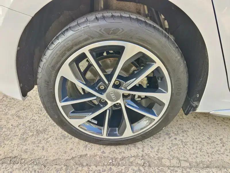 Audi A3 2021 Sportback 35 TFSI Progressive Sport — миниатюра 6