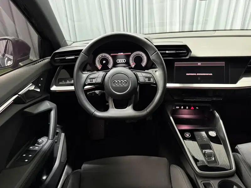 Audi A3 2022 Sportback 35 TFSI Luxury Sport — миниатюра 14