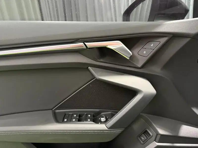 Audi A3 2022 Sportback 35 TFSI Luxury Sport — миниатюра 18