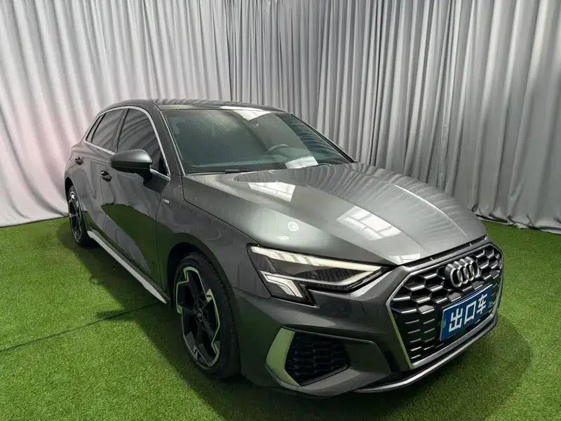 Audi A3 2022 Sportback 35 TFSI Luxury Sport — миниатюра 3
