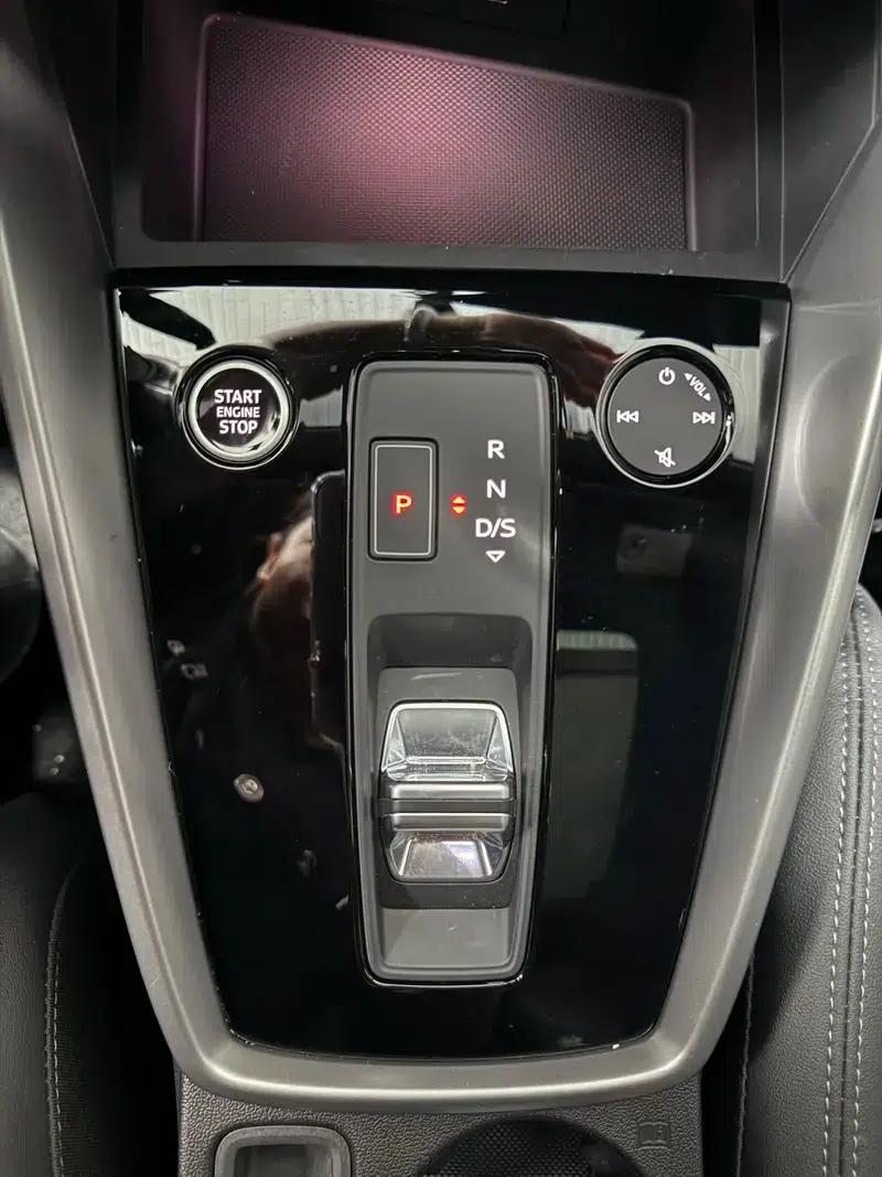 Audi A3 2022 Sportback 35 TFSI Luxury Sport — миниатюра 8