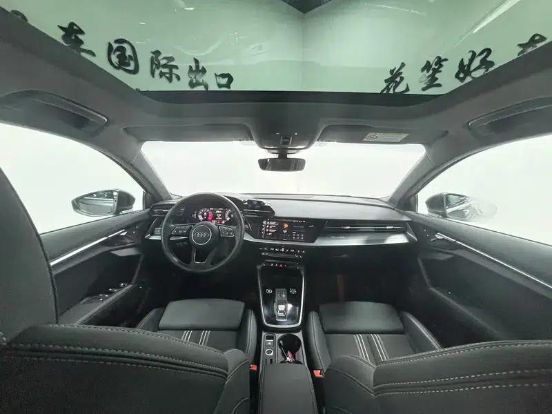 Audi A3 2023 Facelift Sportback 35 TFSI Fashion Sporty Model — миниатюра 13