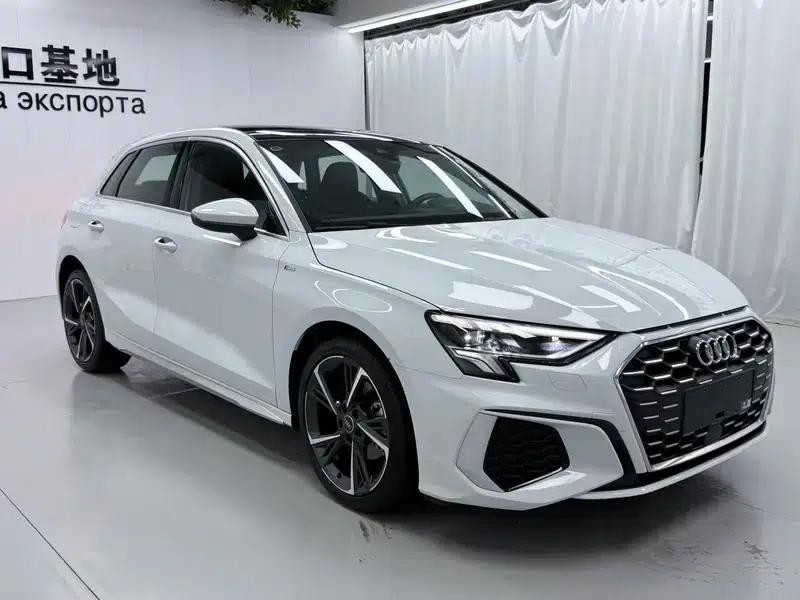 2023 Audi A3 A3L Limousine 35 TFSI Fashion Sport — миниатюра 3