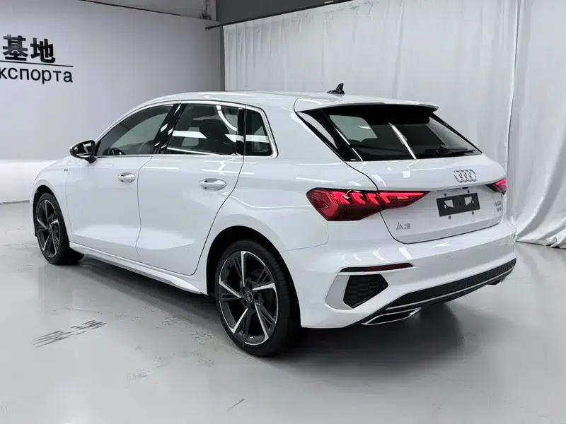 2023 Audi A3 A3L Limousine 35 TFSI Fashion Sport — миниатюра 4