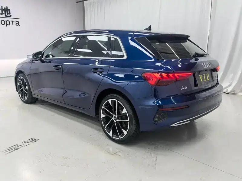 Audi A3 2022 Sportback 35 TFSI Luxury Elegance — миниатюра 4