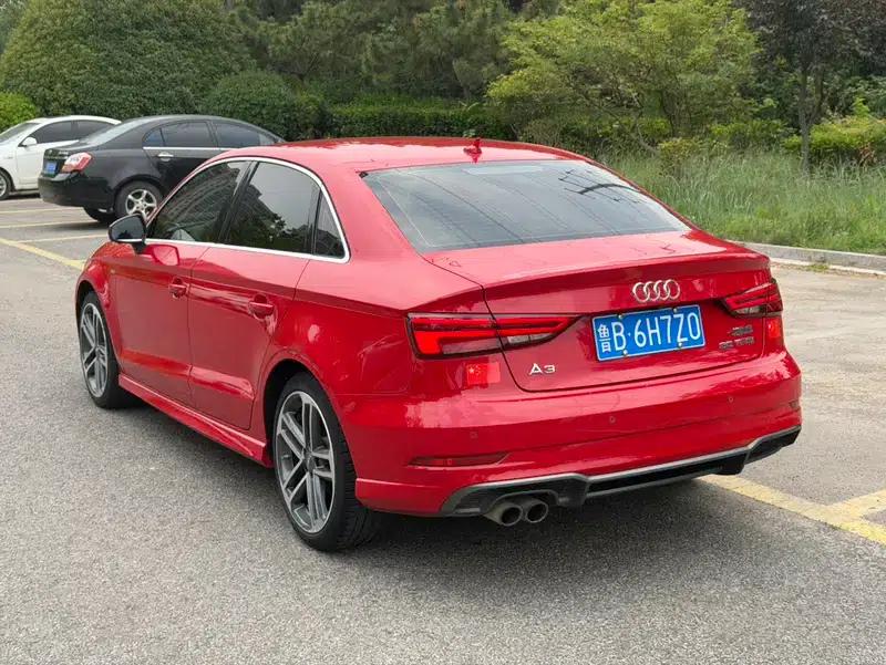 Audi A3 2018 30th Anniversary Edition Limousine 35 TFSI Sport — миниатюра 4
