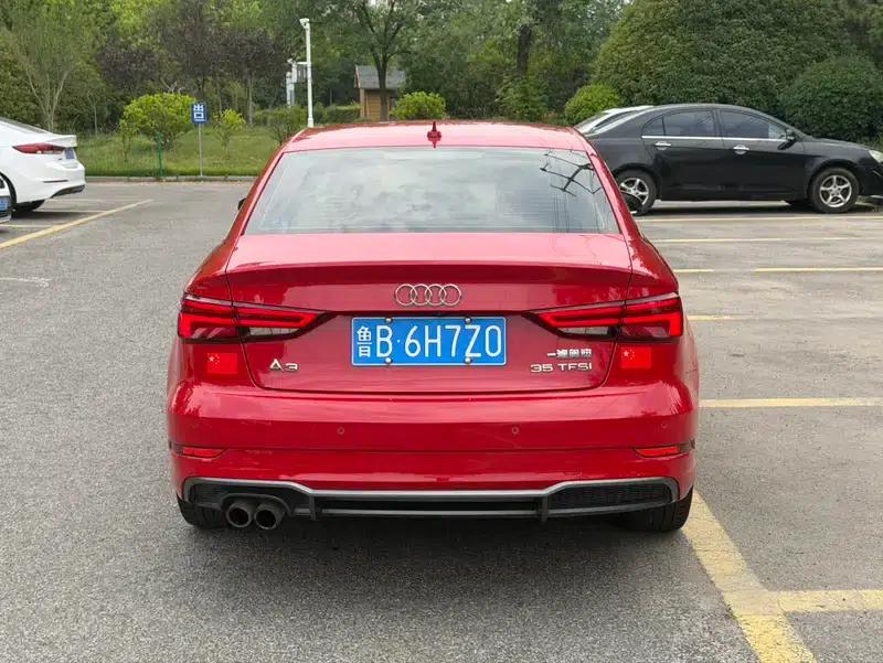 Audi A3 2018 30th Anniversary Edition Limousine 35 TFSI Sport — миниатюра 5