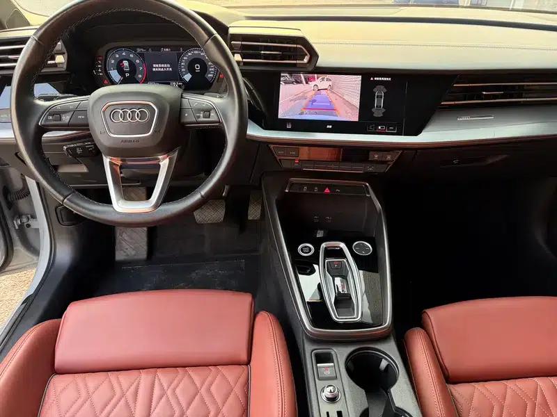 Audi A3 2025 A3L Limousine 35 TFSI Flying Spur Luxury Edition — миниатюра 11
