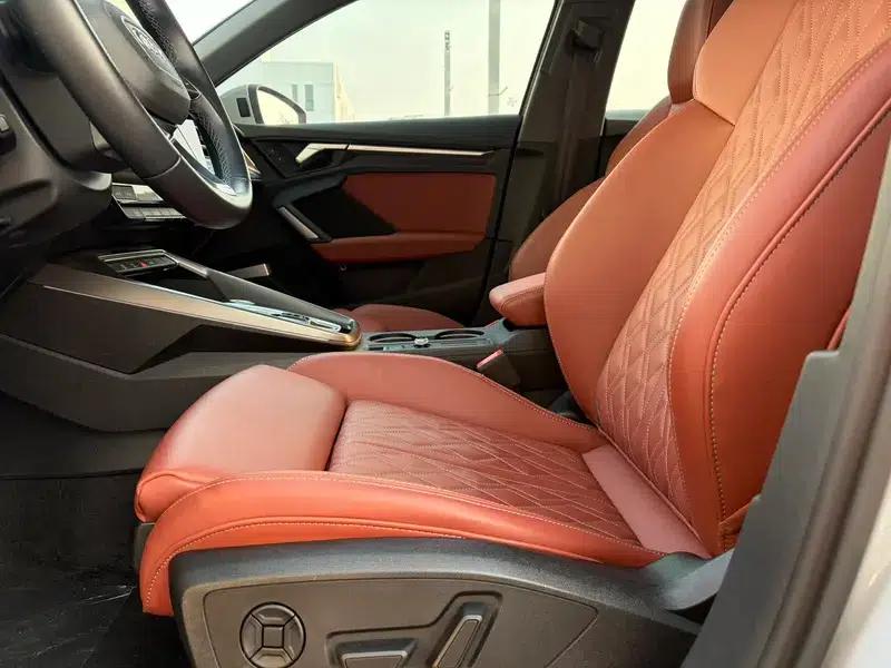 Audi A3 2025 A3L Limousine 35 TFSI Flying Spur Luxury Edition — миниатюра 15