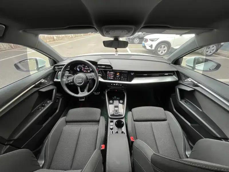 Audi A3 2021 Sportback 35 TFSI Progressive Sport — миниатюра 11