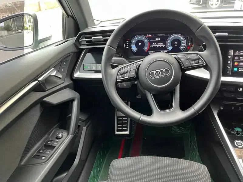 Audi A3 2021 Sportback 35 TFSI Progressive Sport — миниатюра 14