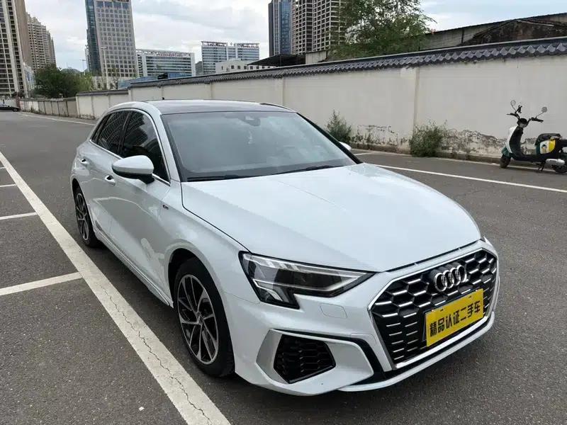 Audi A3 2021 Sportback 35 TFSI Progressive Sport — миниатюра 3