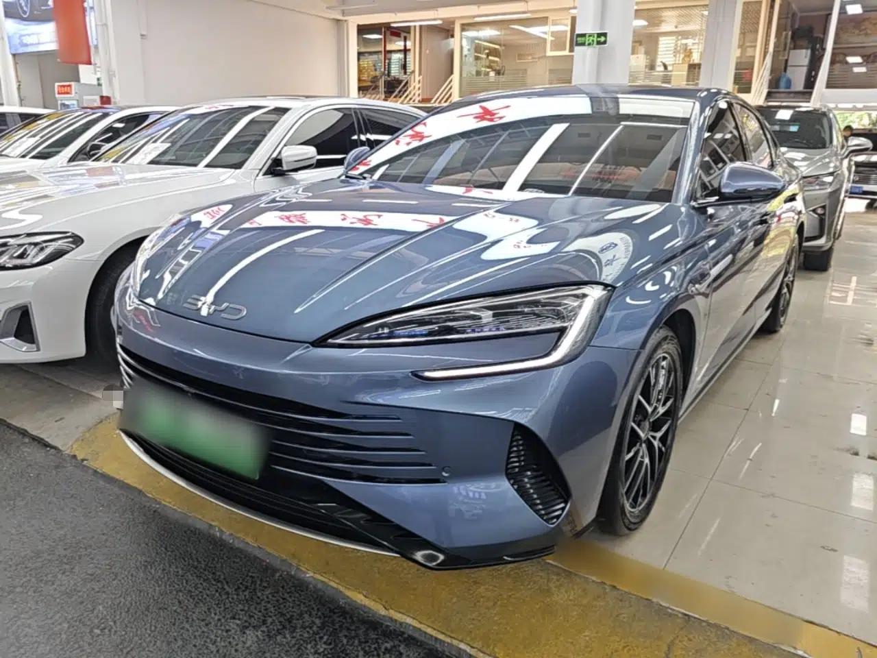 BYD Seal 07 DM-i 2025 DM-i 1.5L 125km Luxury Model — миниатюра 1