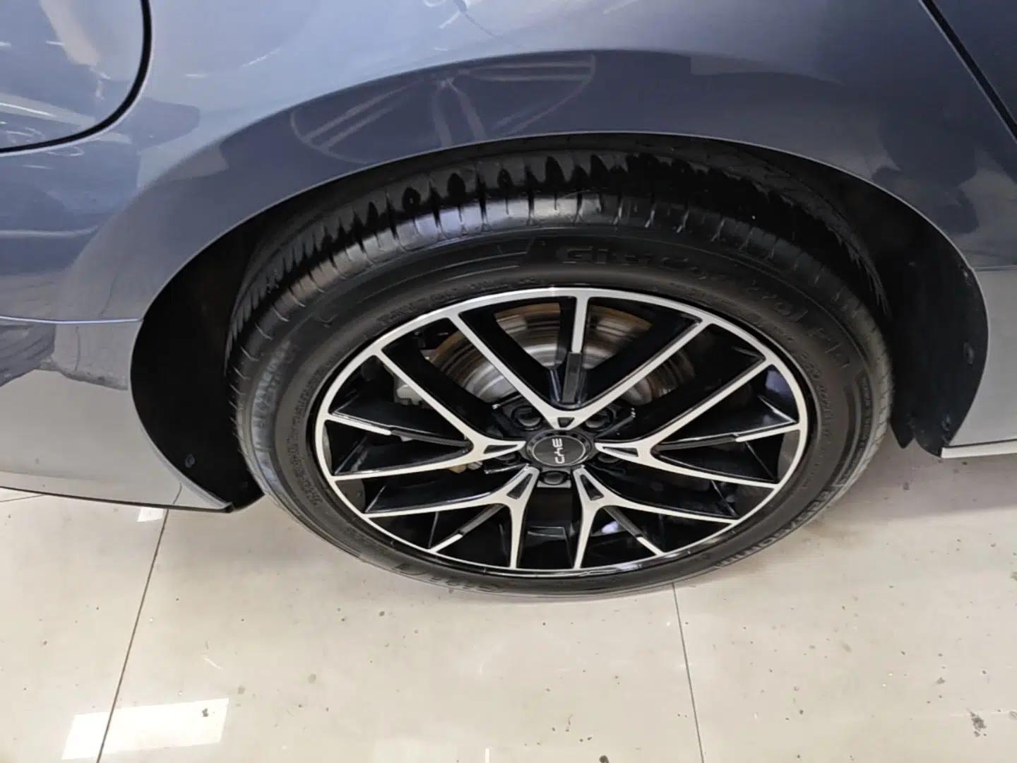 BYD Seal 07 DM-i 2025 DM-i 1.5L 125km Luxury Model — миниатюра 11