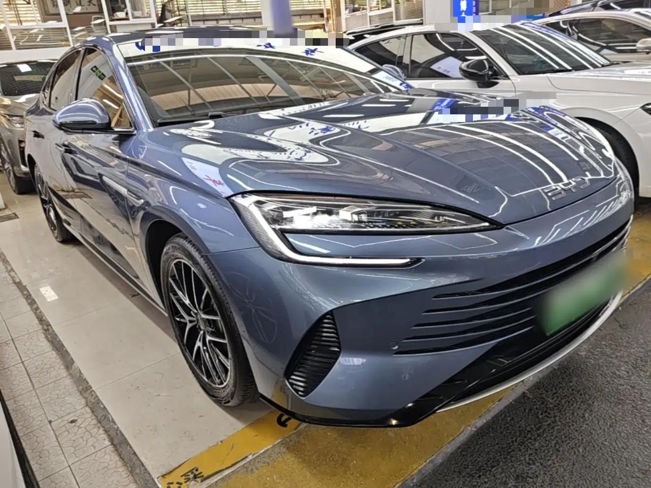 BYD Seal 07 DM-i 2025 DM-i 1.5L 125km Luxury Model — миниатюра 3