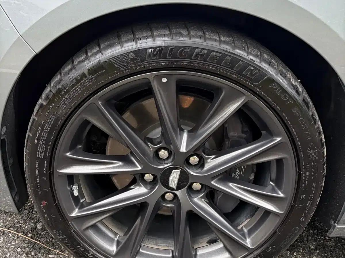 2023 Cadillac CT5 28T Platinum Edition — миниатюра 16