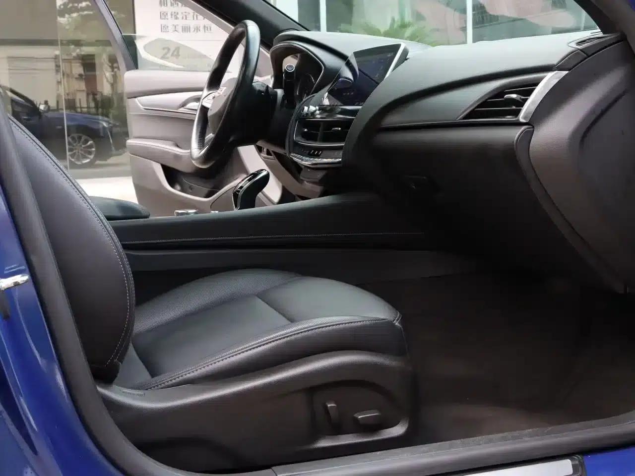 2022 Cadillac CT5 28T Luxury — миниатюра 4