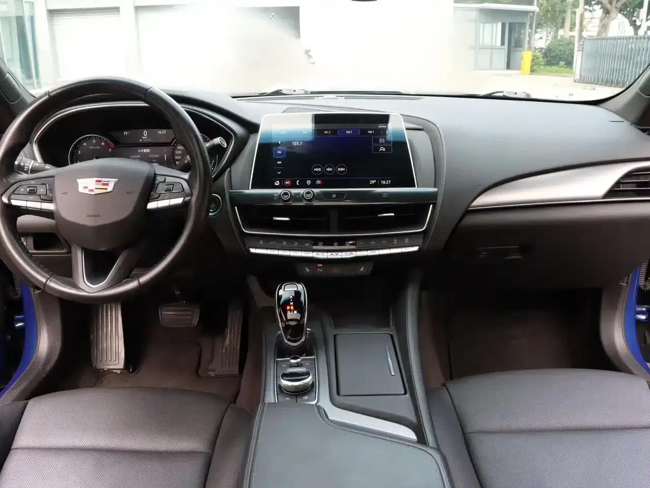2022 Cadillac CT5 28T Luxury — миниатюра 5