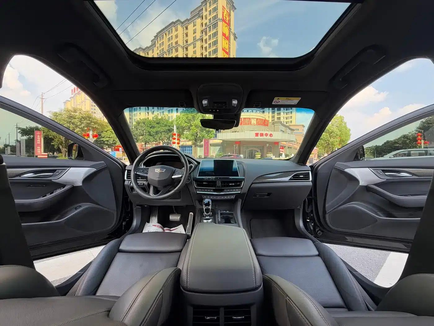 Cadillac CT5 2021 28T Platinum Sport — миниатюра 32