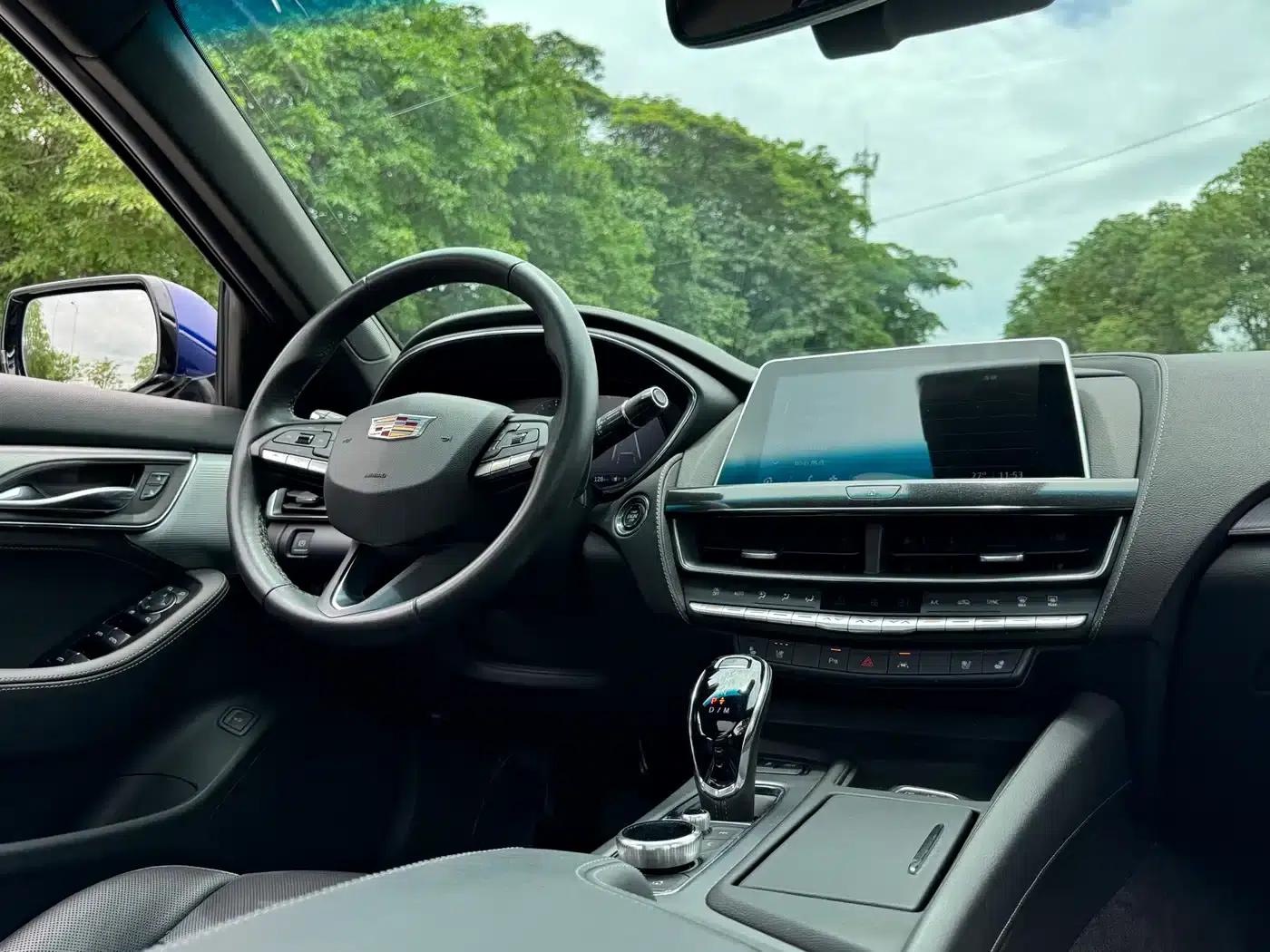 2023 Cadillac CT5 28T Luxury (Standard Edition) — миниатюра 12