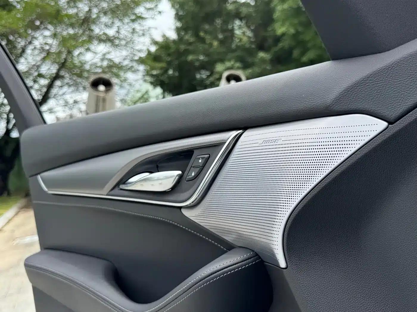 2023 Cadillac CT5 28T Luxury (Standard Edition) — миниатюра 14