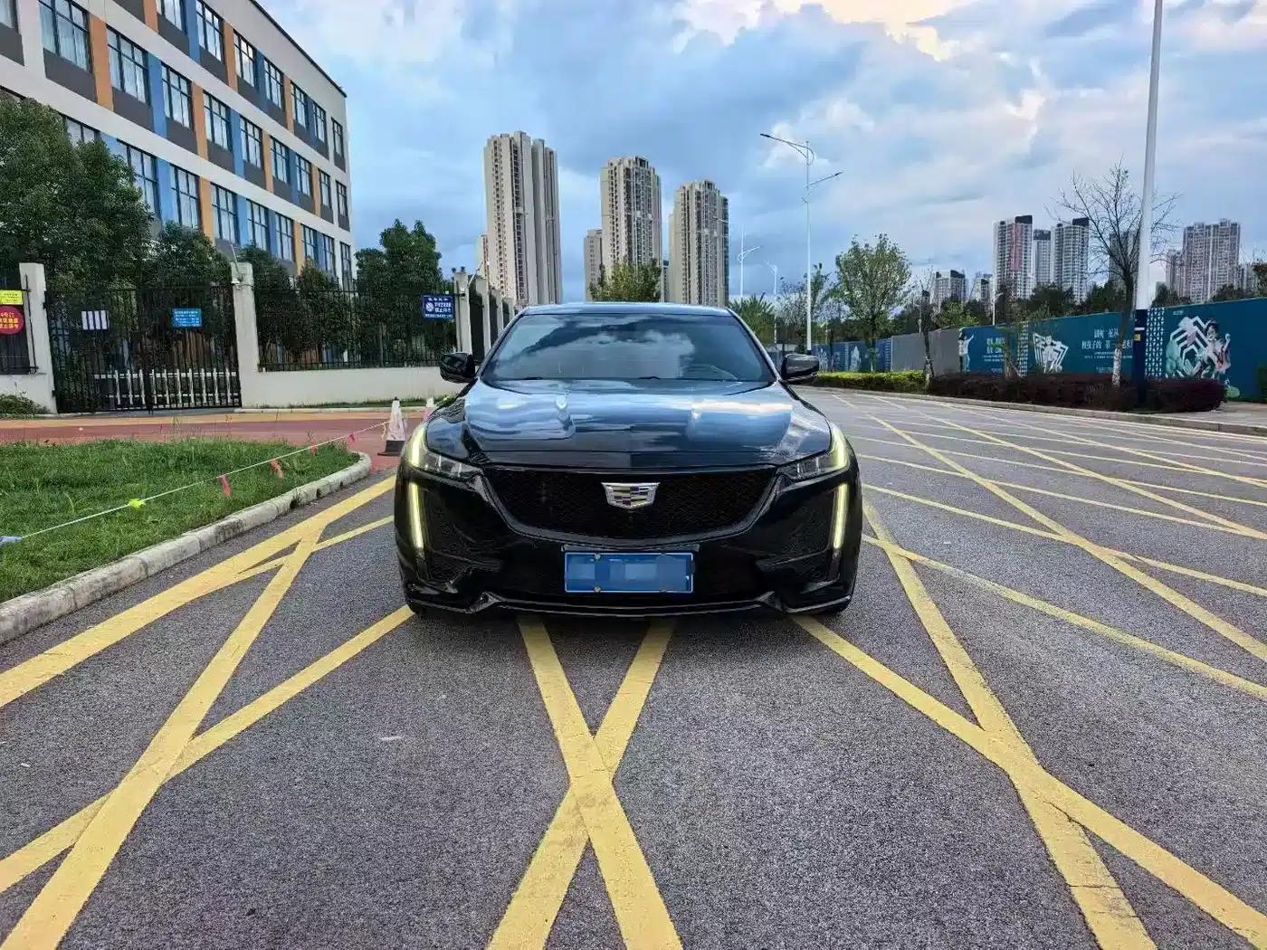 Cadillac CT5 2021 28T Platinum Sport — миниатюра 2