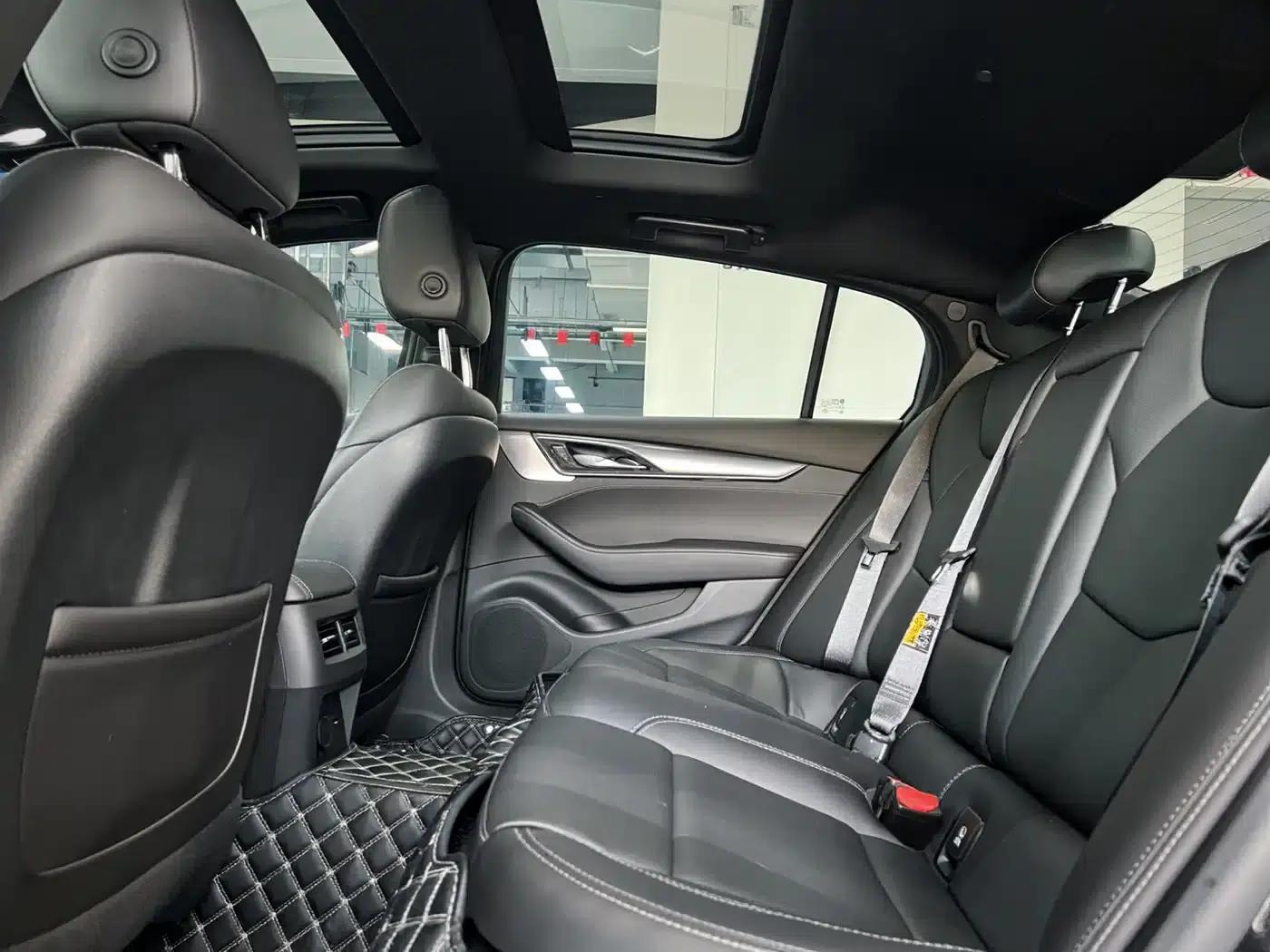 2023 Cadillac CT5 28T Luxury (Standard Edition) — миниатюра 7
