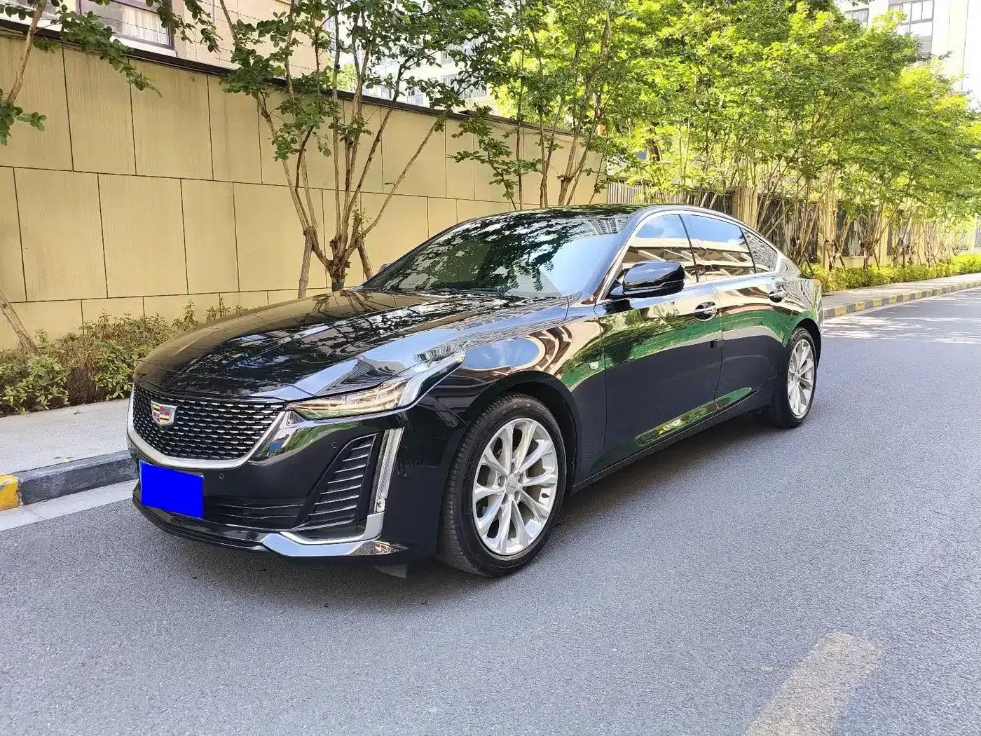 2023 Cadillac CT5 28T Luxury (Standard Edition) — миниатюра 1