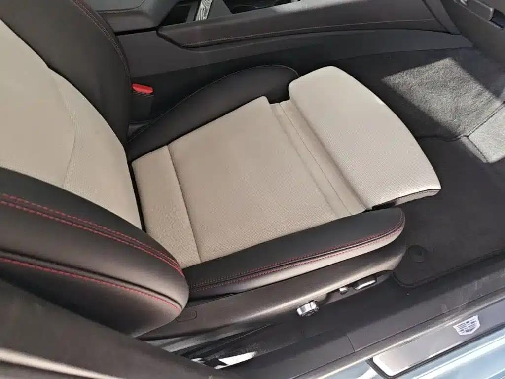 2025 Cadillac CT5 28T Track Performance Edition — миниатюра 25