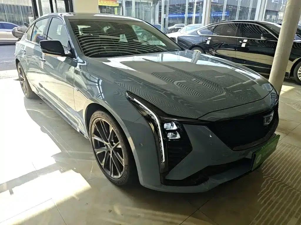 2025 Cadillac CT5 28T Track Performance Edition — миниатюра 4