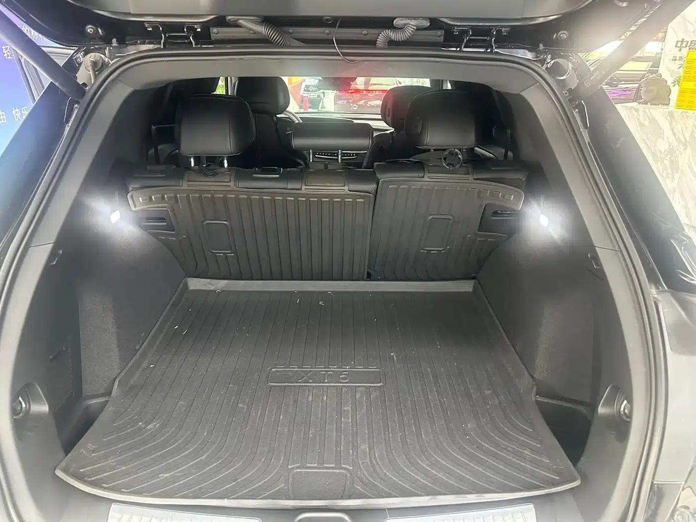 Cadillac XT5 2025 2.0T Premium — миниатюра 15