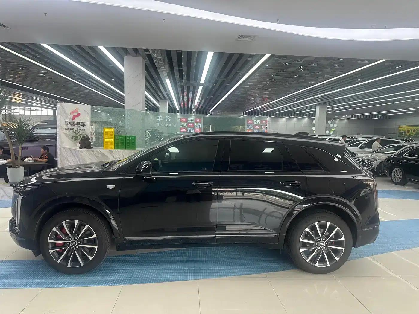 Cadillac XT5 2025 2.0T Premium — миниатюра 5