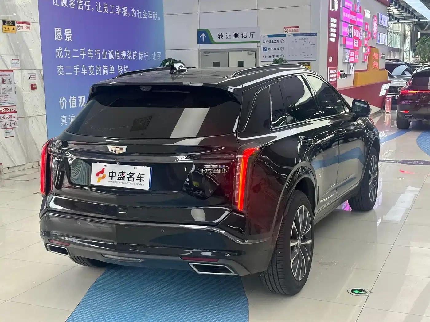 Cadillac XT5 2025 2.0T Premium — миниатюра 8