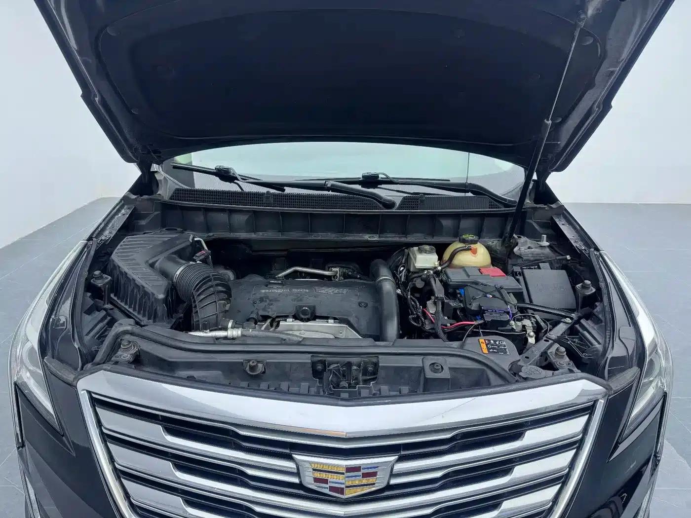 2016 Cadillac XT5 25T Luxury — миниатюра 4