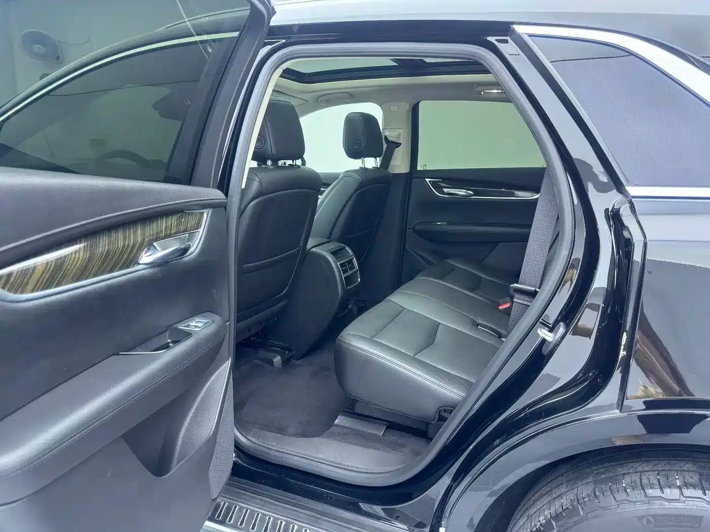 2016 Cadillac XT5 25T Luxury — миниатюра 6