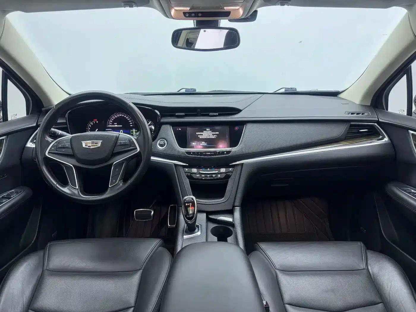2016 Cadillac XT5 25T Luxury — миниатюра 8