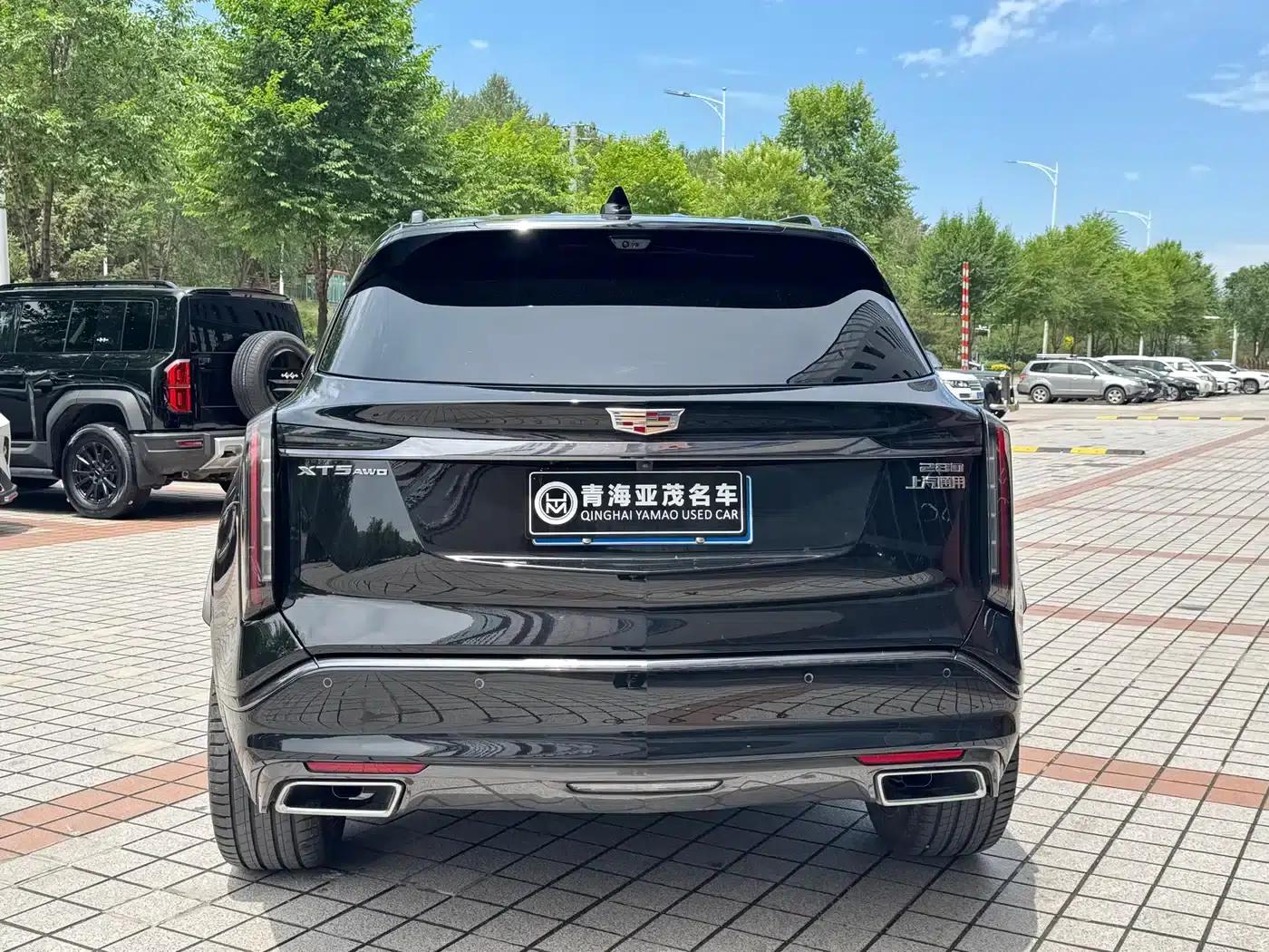 Cadillac XT5 2025 2.0T Platinum Edition — миниатюра 11