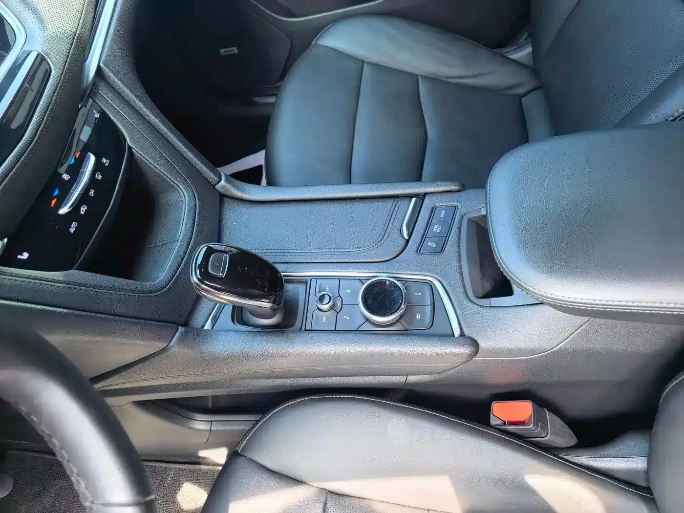 Cadillac XT5 2020 28T Luxury — миниатюра 12