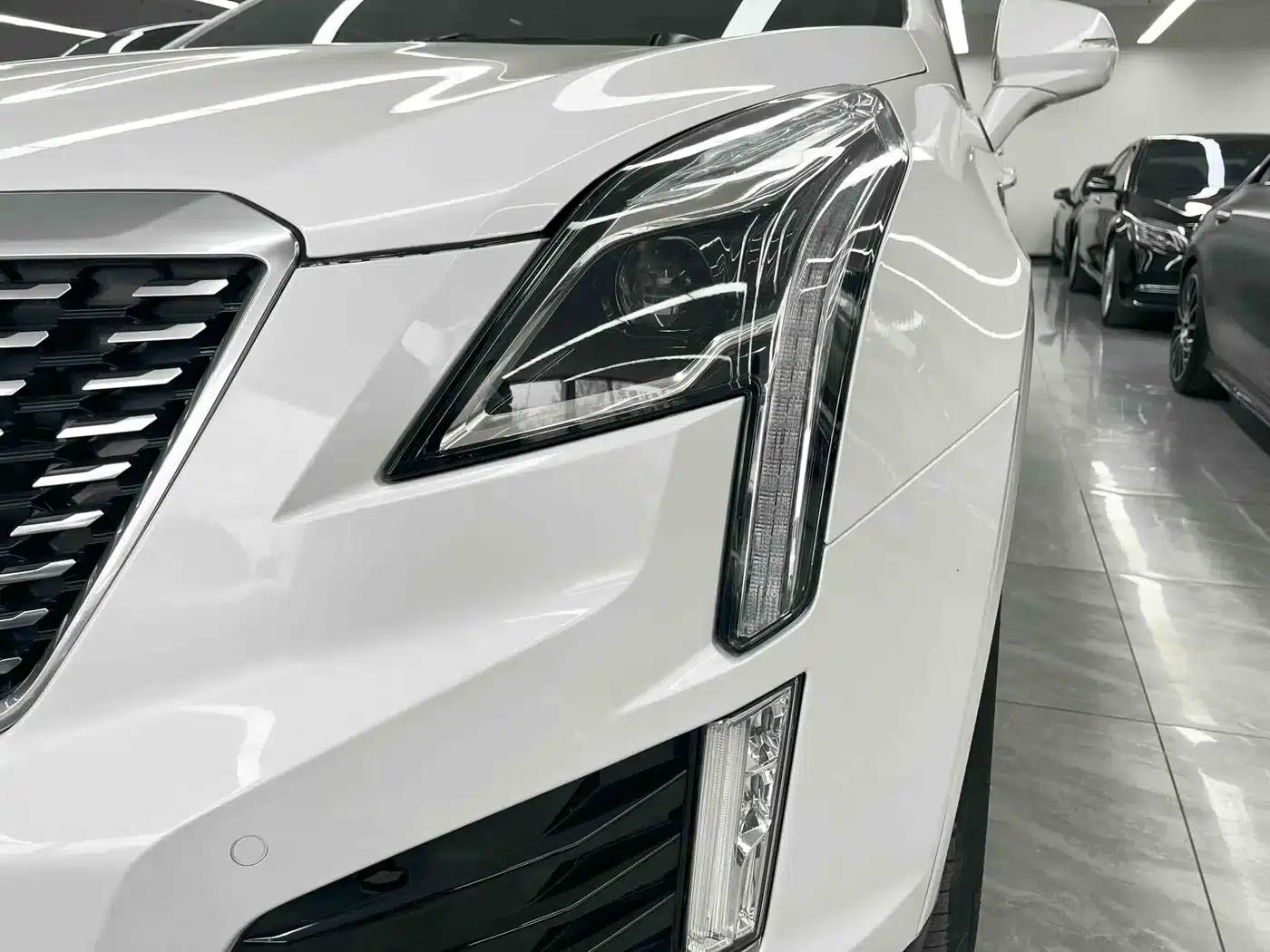 Cadillac XT5 2021 2.0T 2WD Luxury — миниатюра 23